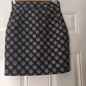 Modern "Medallion" Print Pencil Skirt by H & M